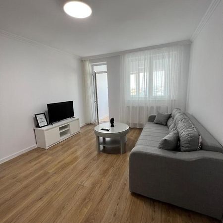 Sunny Apartment Center Suceava Extérieur photo