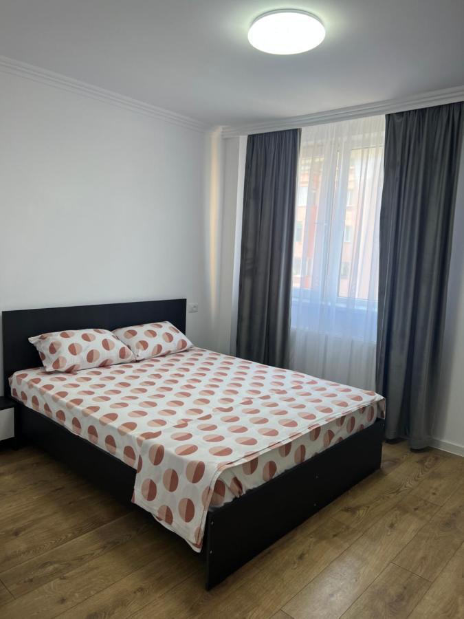 Sunny Apartment Center Suceava Extérieur photo