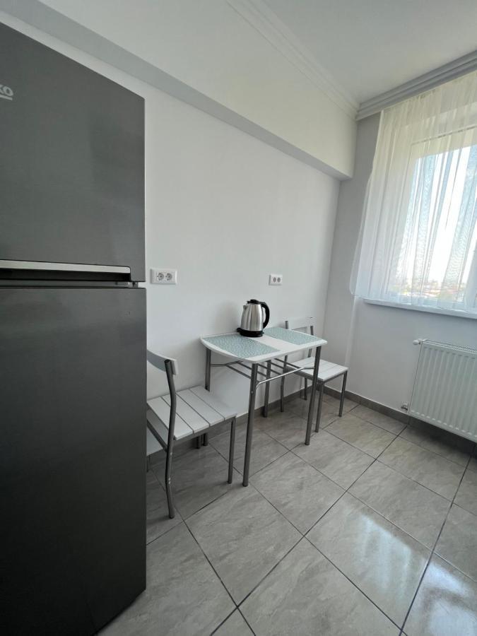 Sunny Apartment Center Suceava Extérieur photo