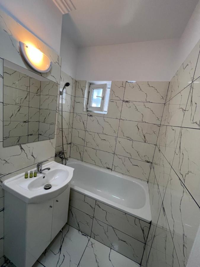 Sunny Apartment Center Suceava Extérieur photo