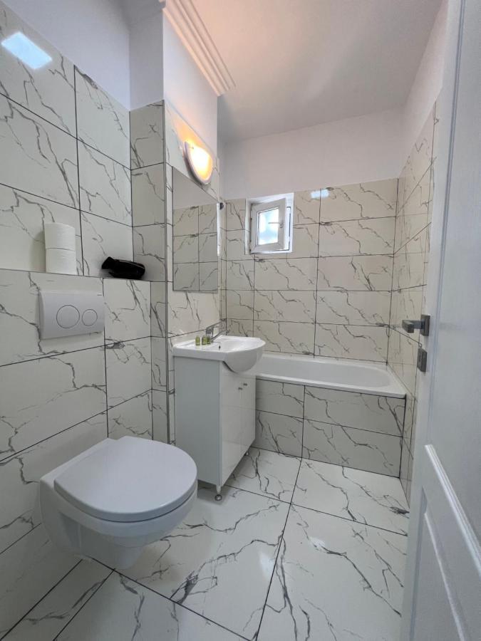 Sunny Apartment Center Suceava Extérieur photo